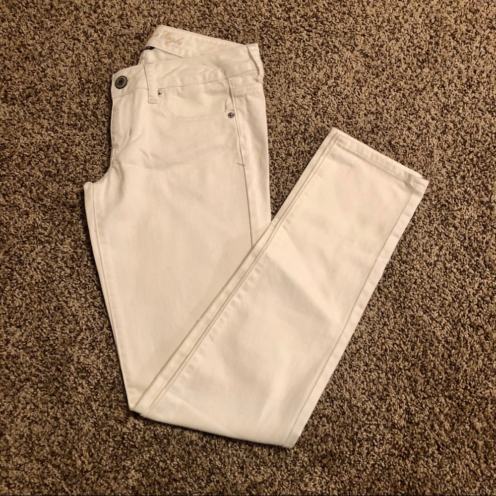 American Eagle white skinny jeans
